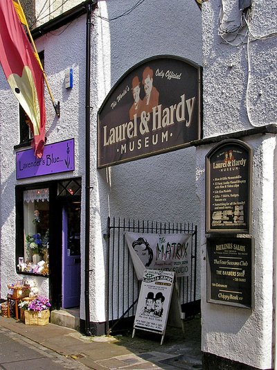 Lake District Ulverston Laurel & Hardy Museum außen