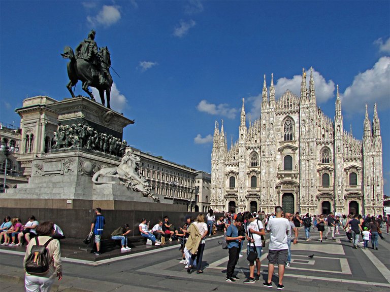 Mailand Domplatz und Dom