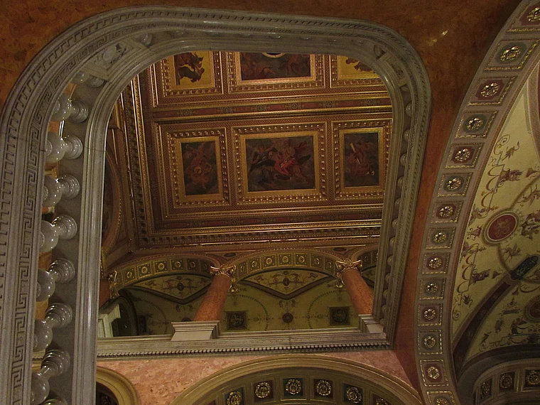 Budapest Oper Treppenhaus