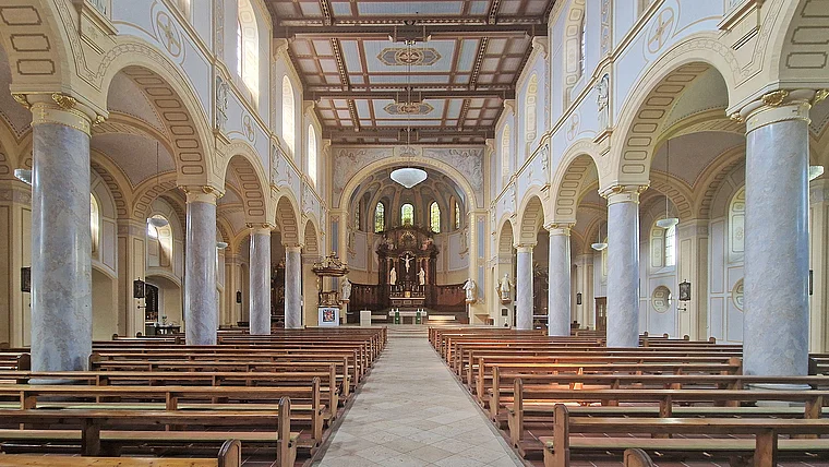 Weinheim Laurentiuskirche innen