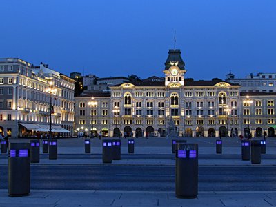 Triest Piazza Unita Abend