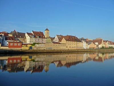 Regensburg Donau Spiegelung