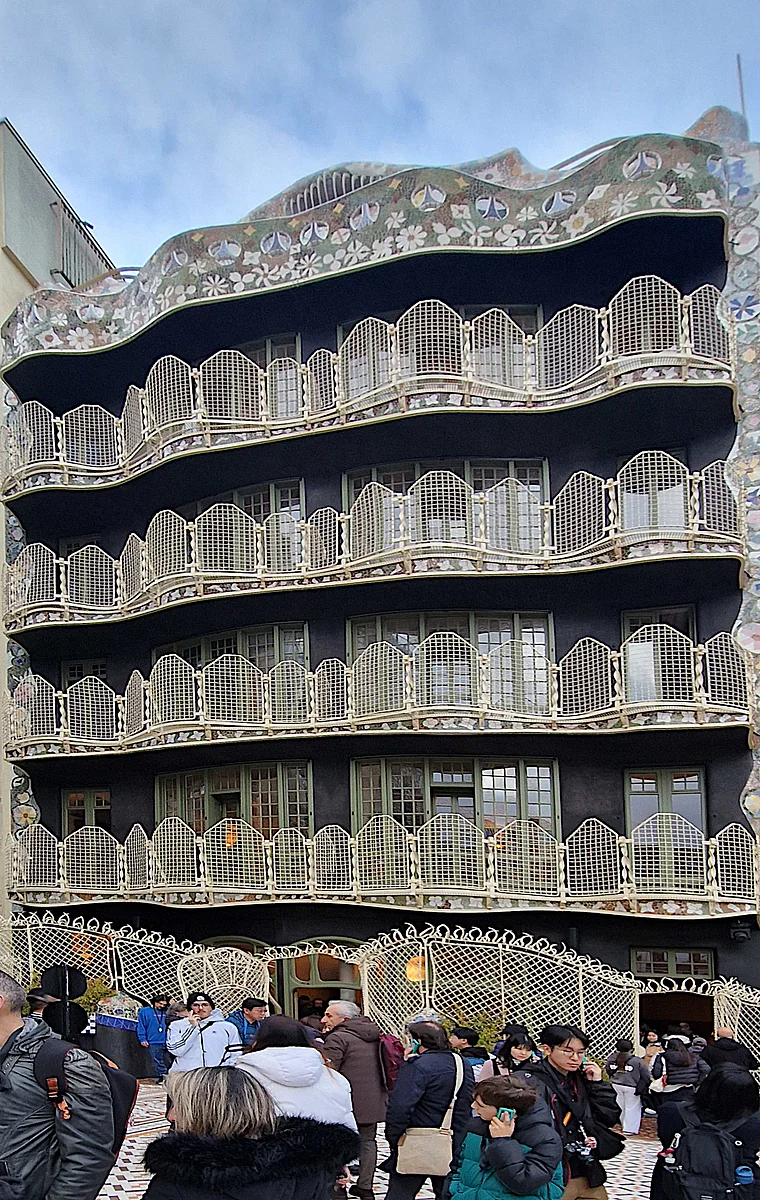 Barcelona Casa Battlo Terrasse