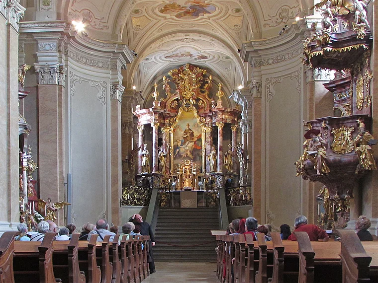 Plattensee Tihany Abteikirche innen