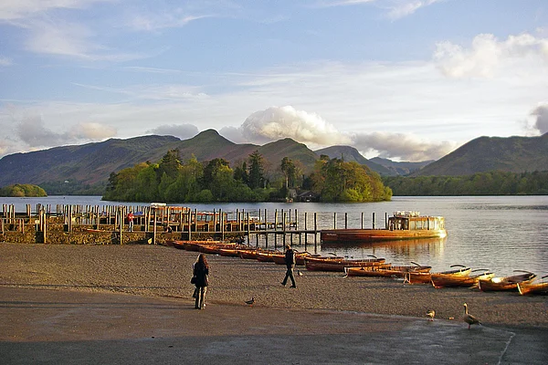 Lake District Keswick Strand mit Booten