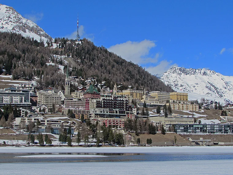Engadin St. Moritz Dorf Winter