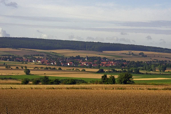 Elm Bornum aus der Ferne