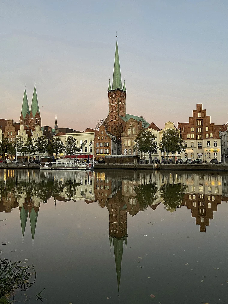 Lübeck Trave Marienkirche St. Petri