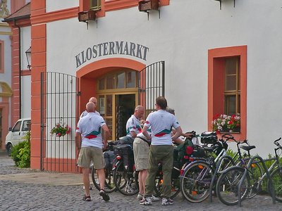 Ostritz St. Marienthal Klostermarkt außen