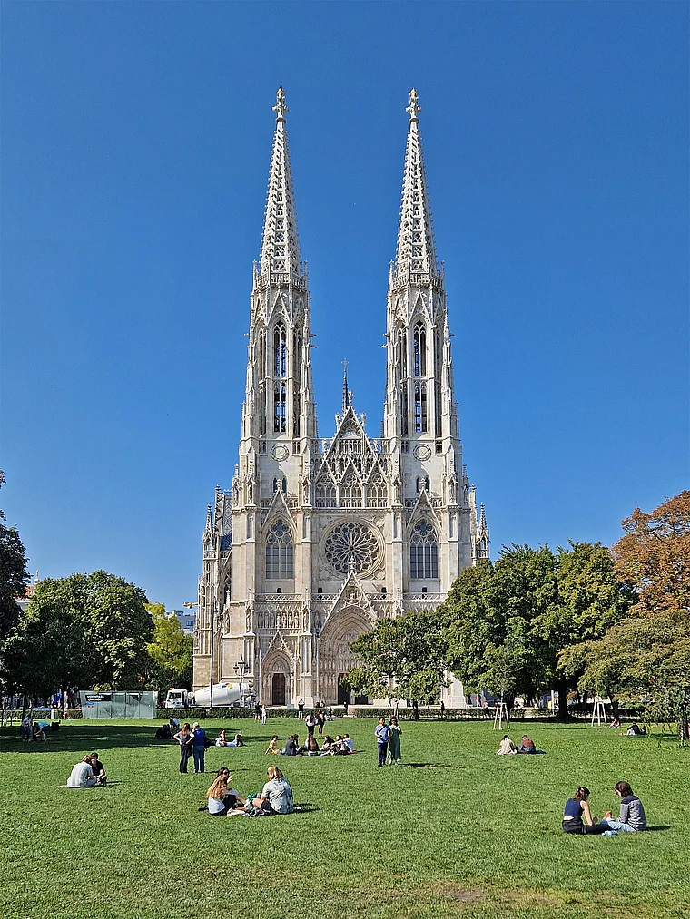 Wien Votivkirche außen
