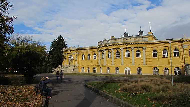 Budapest Thermalbad außen