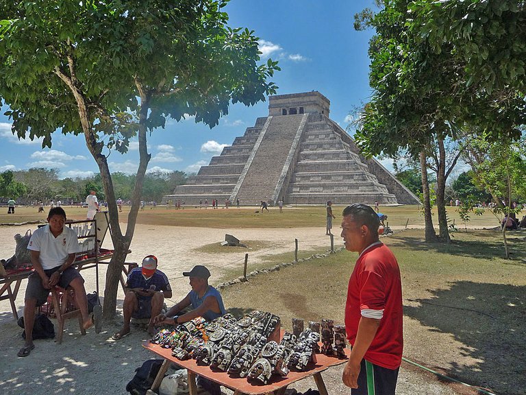 Mexiko Chichen Itza Souvenirverkäufer