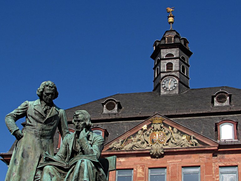 Hanau Denkmal Gebrüder Grimm