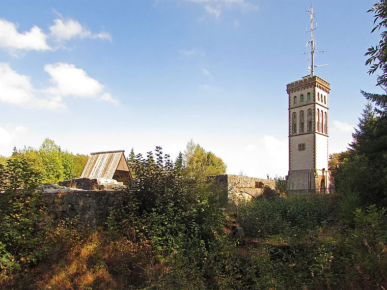 Korbach Burgruine Aussichtsturm