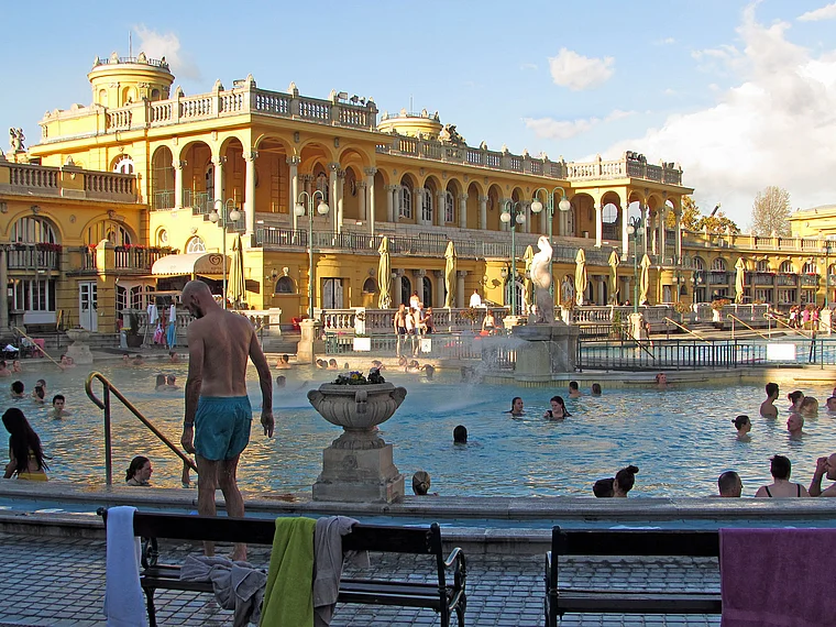 Budapest Thermalbad Außenbecken
