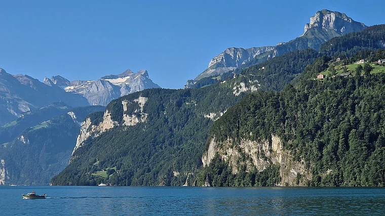Vierwaldstättersee Seelisberg Steilufer