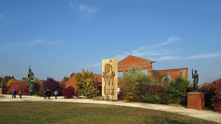 Budapest Memento Park Totale