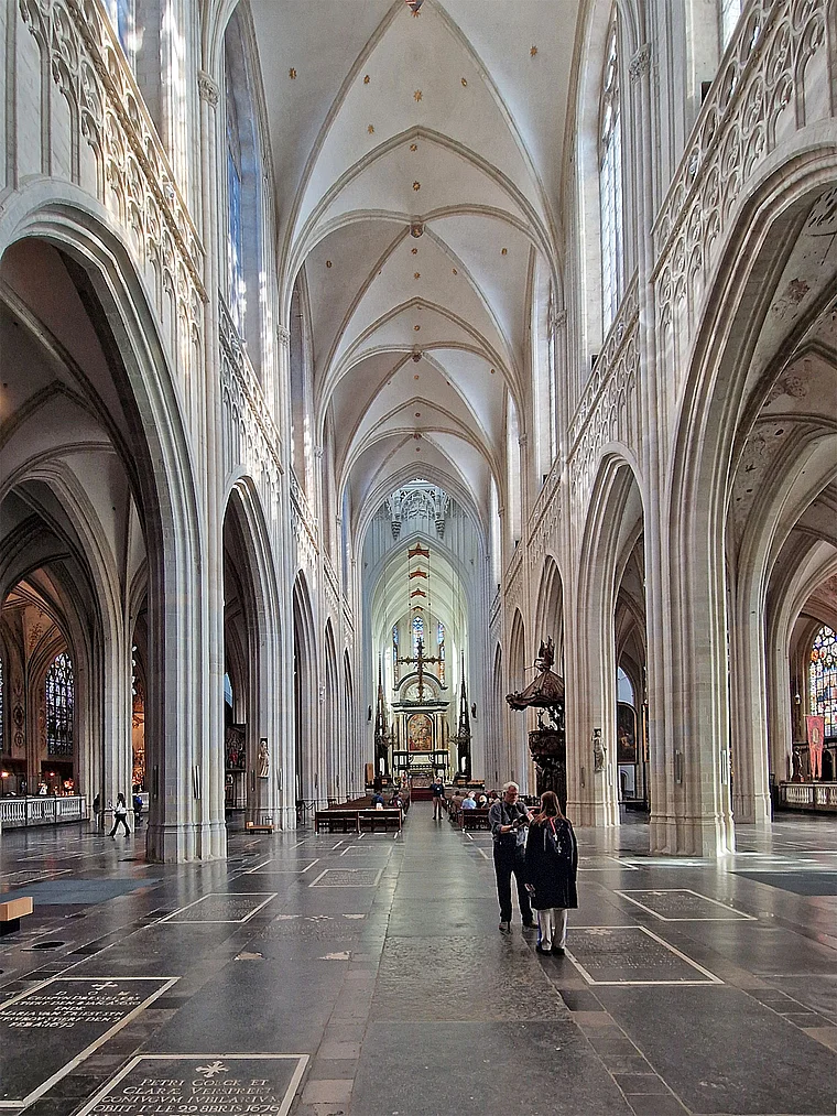 Antwerpen Kathedrale innen