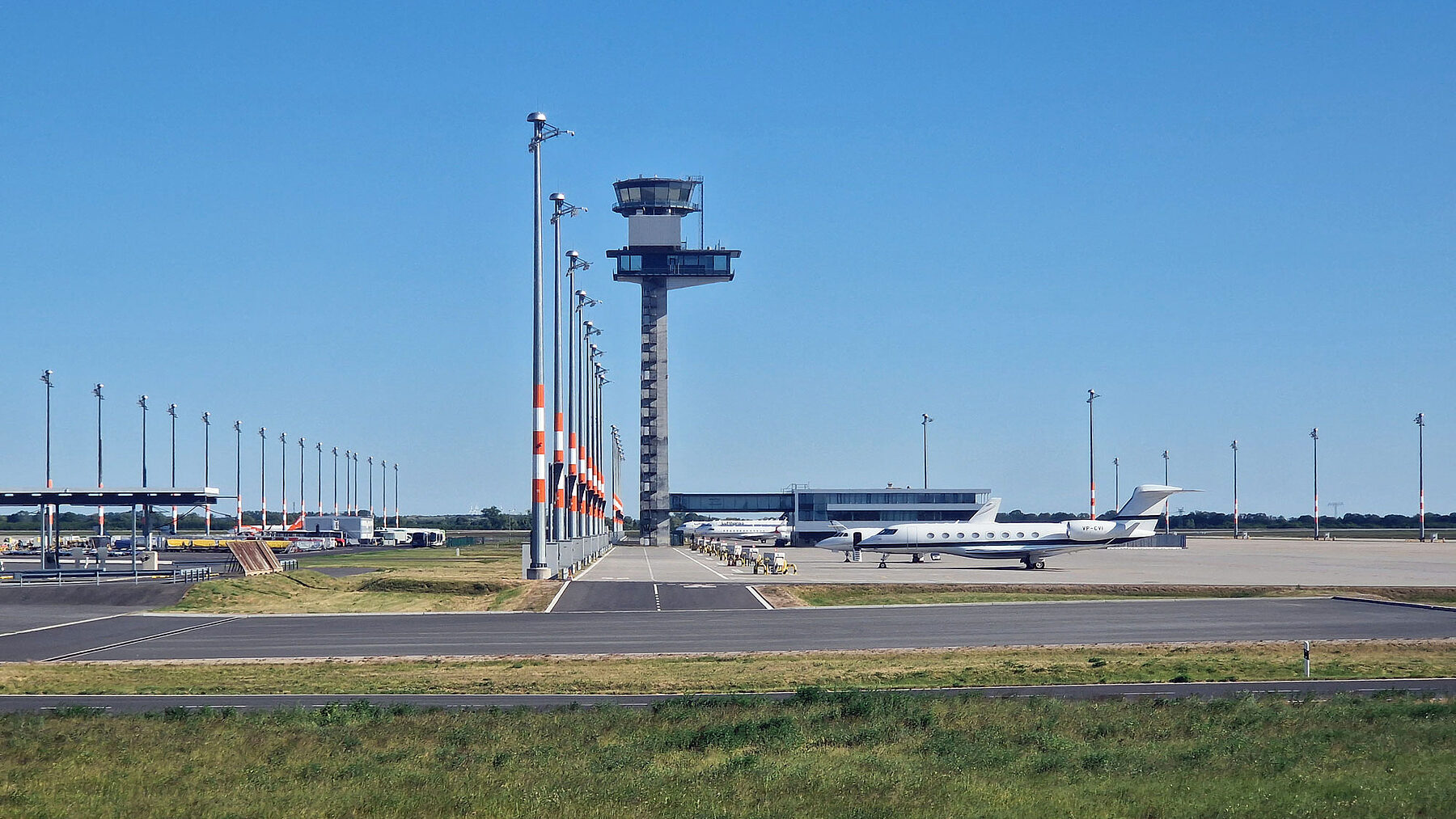 Flughafen Berlin Brandenburg außen