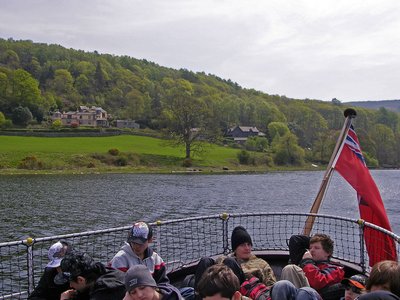 Lake District Coniston Water Brantwood House von fern