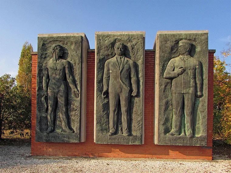 Budapest Memento Park Szamuely Kun Landler
