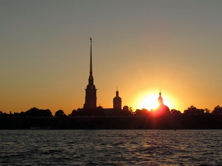 St. Petersburg Haseninsel Abendlicht
