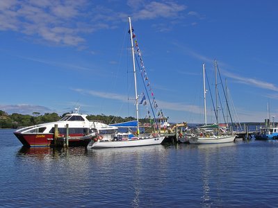 Tasmanien Strahan Hafen Segelboote