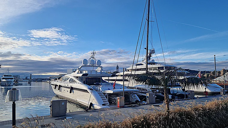 Barcelona Port Vell Yachten