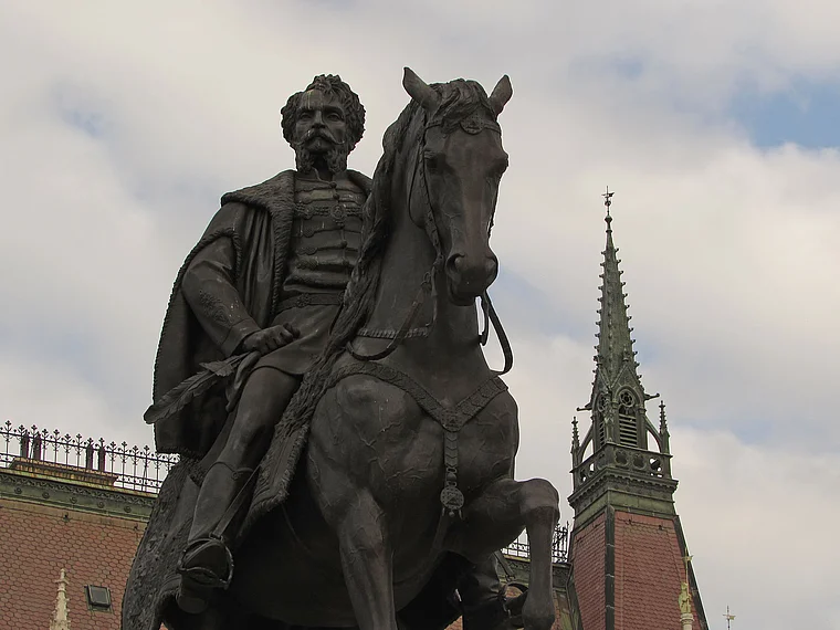 Budapest: Reiterstandbild von Graf Gyula Andrássy auf dem Kossuth-Platz