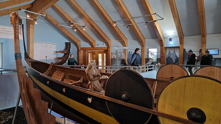 Schleswig Haithabu Wikingerschiff