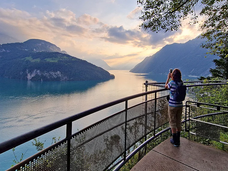 Brunnen Vierwaldstättersee Chänzeli Aussicht Sonnenuntergang