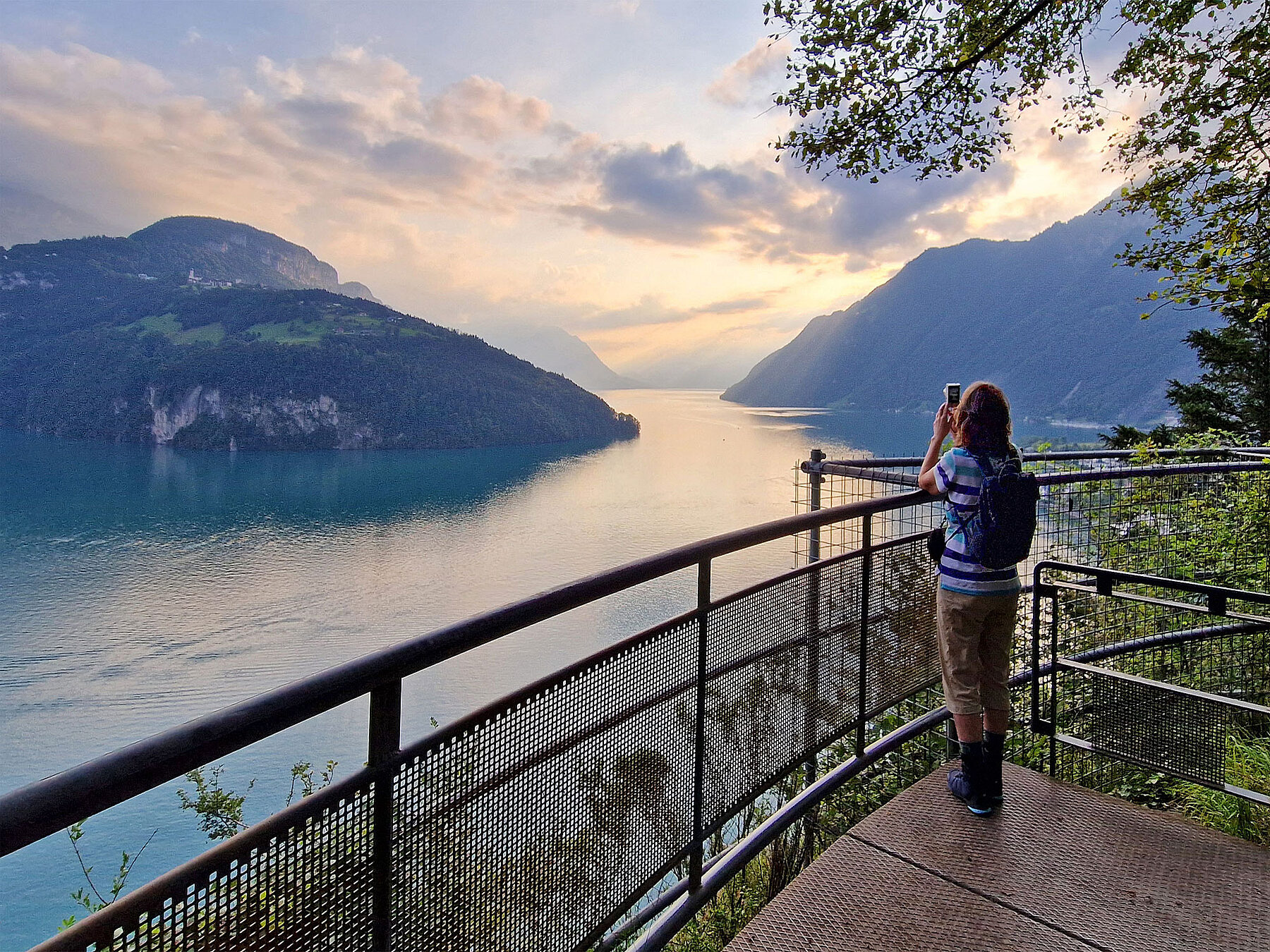 Brunnen Vierwaldstättersee Chänzeli Aussicht Sonnenuntergang