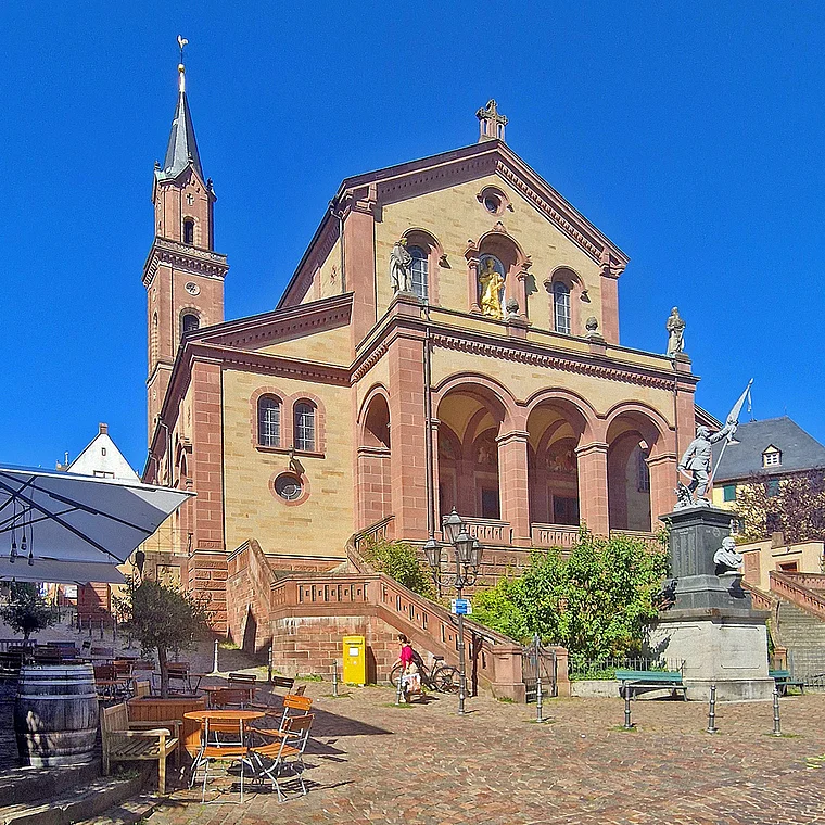 Weinheim Laurentiuskirche außen