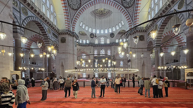 Istanbul Süleyman Moschee innen