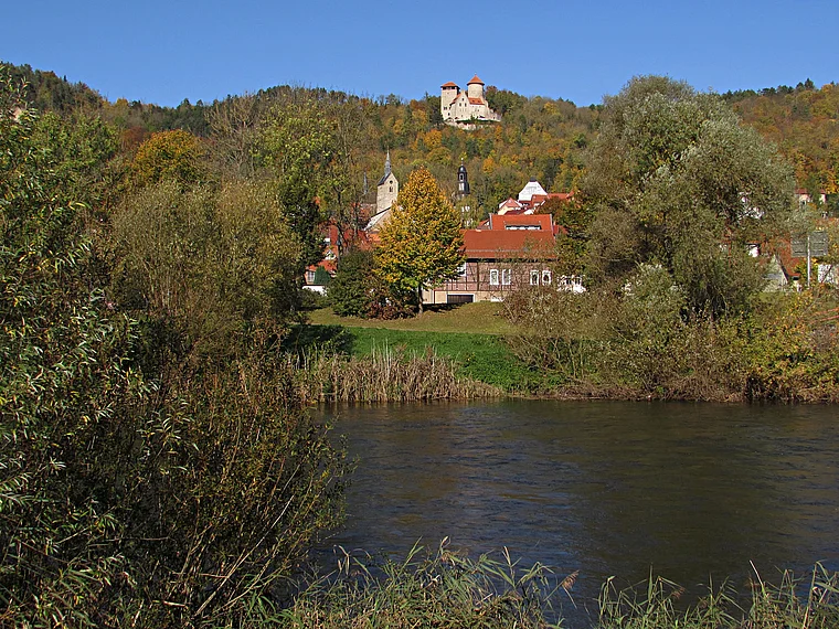 Treffurt Burg Normannstein von fern