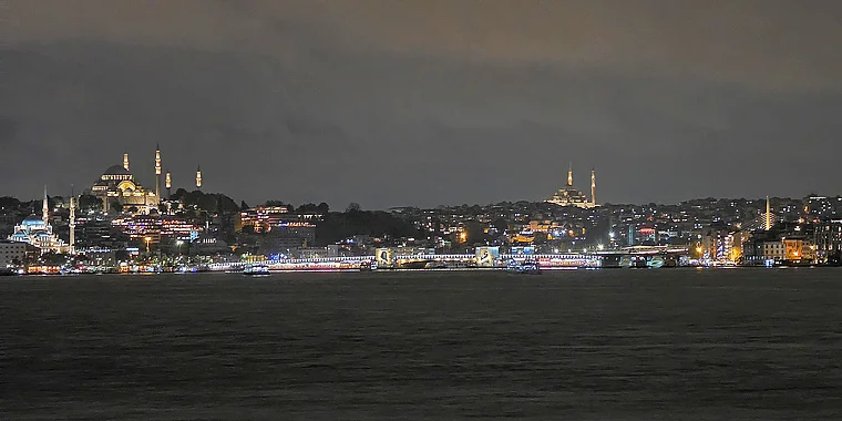Istanbul Panorama bei Nacht
