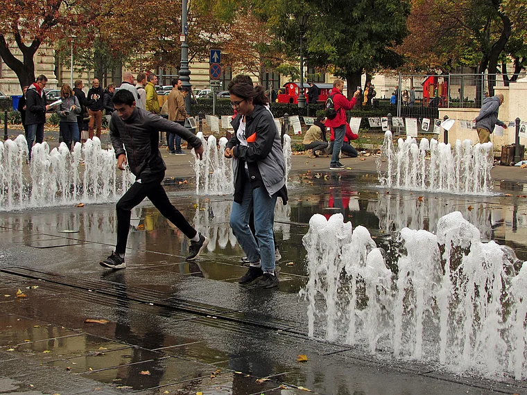 Budapest Freiheitsplatz Springbrunnen
