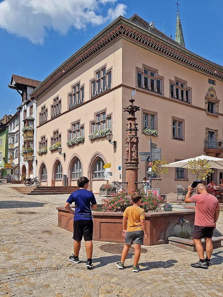 Rottweil Hauptstraße Apostelbrunnen