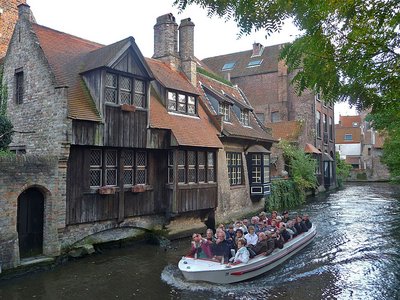 Brügge Reien Touristen auf Boot