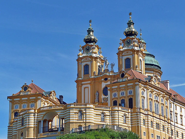 Stift Melk halbtotal
