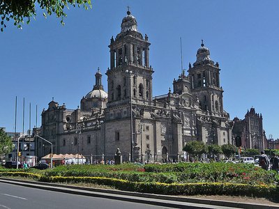 Mexico City Kathedrale außen Totale