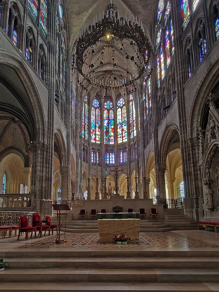 Saint-Denis Kathedrale Altarraum