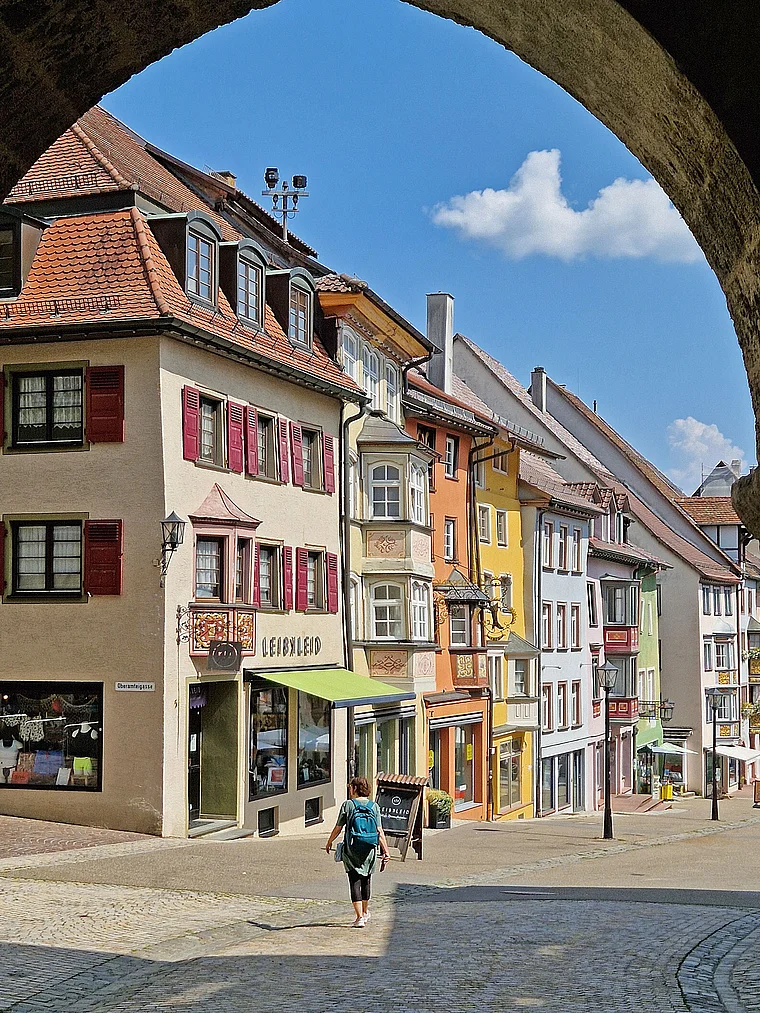Rottweil Hauptraße Blick durch Scharzes Tor