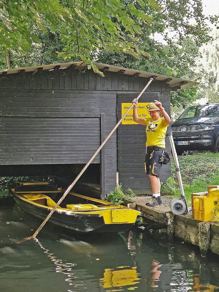Lübbenau Spreewald Postbotin