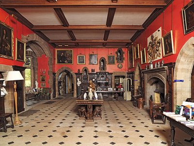 Lake District Muncaster Castle Halle