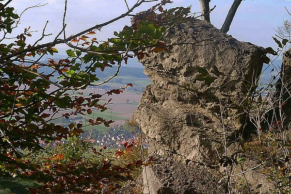 Ith Lauensteiner Kopf Felsen
