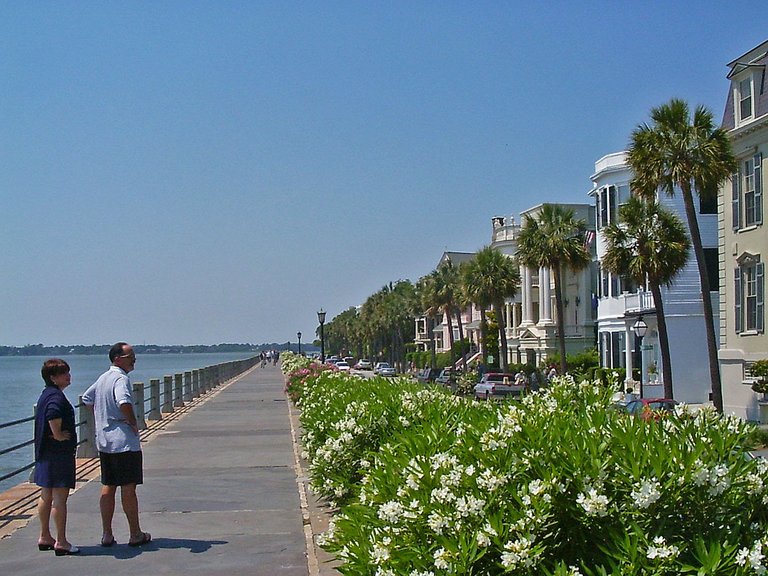 South Carolina Charleston Uferpromenade Oleander