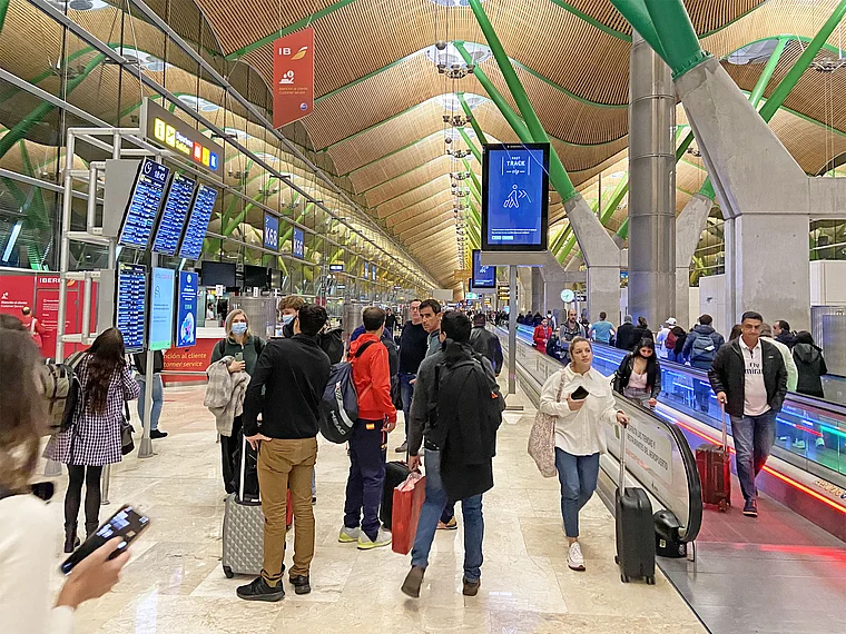 Madrid: im Flughafen Terminal 4