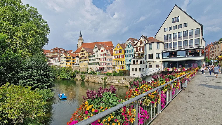 Tübingen Eberhardsbrücke Neckar Totale