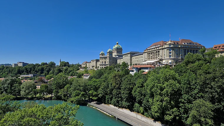 Bern Bundeshaus Kirchenfeldbrücke